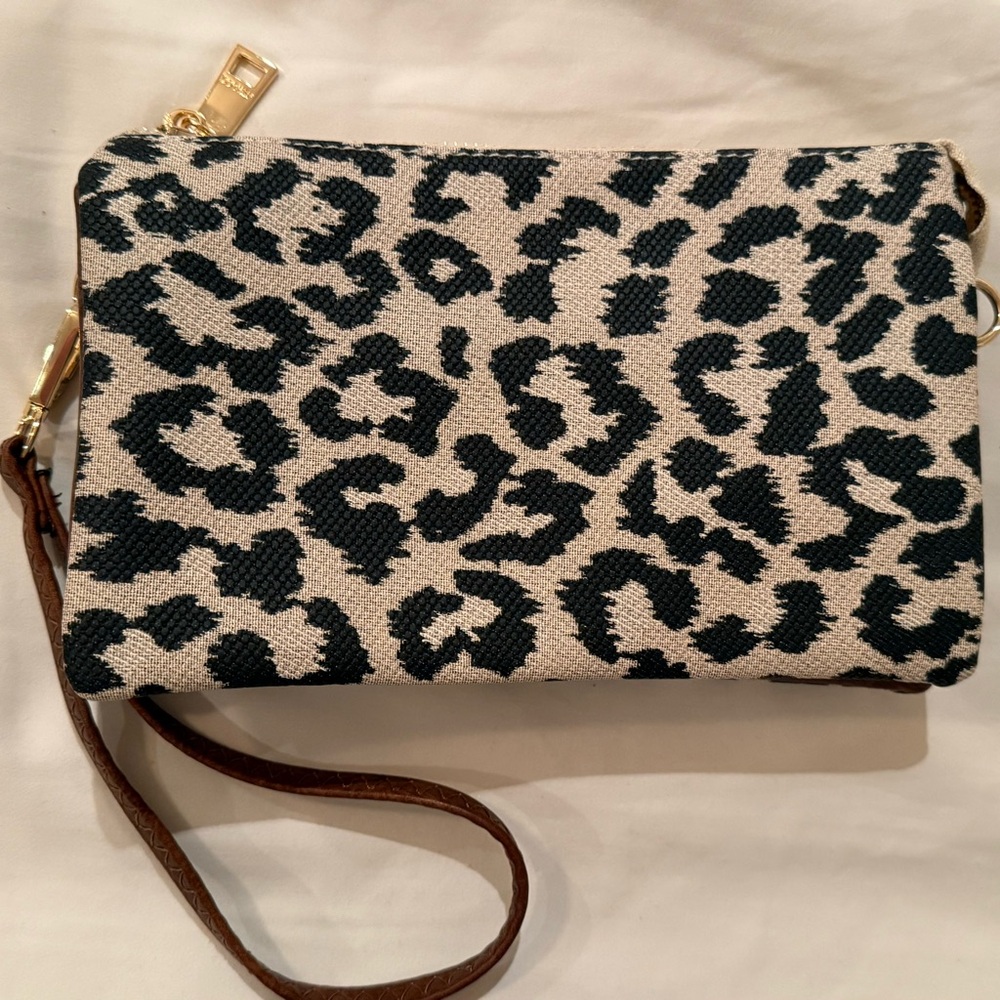Jen & Co. Tan & Brown Leopard Print Clutch With Crossbody Purse NEW